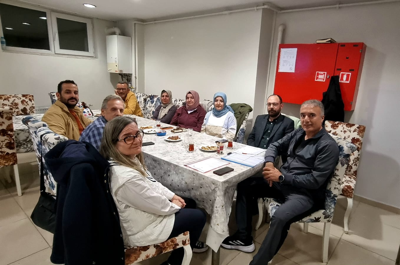 AK Parti Maltepe İlçe Başkanlığı olarak, Yalı, Feyzullah, Altıntepe ve Küçükyalı mahallelerimizde haftalık yönetim kurulu toplantılarımızı başarıyla gerçekleştirdik.