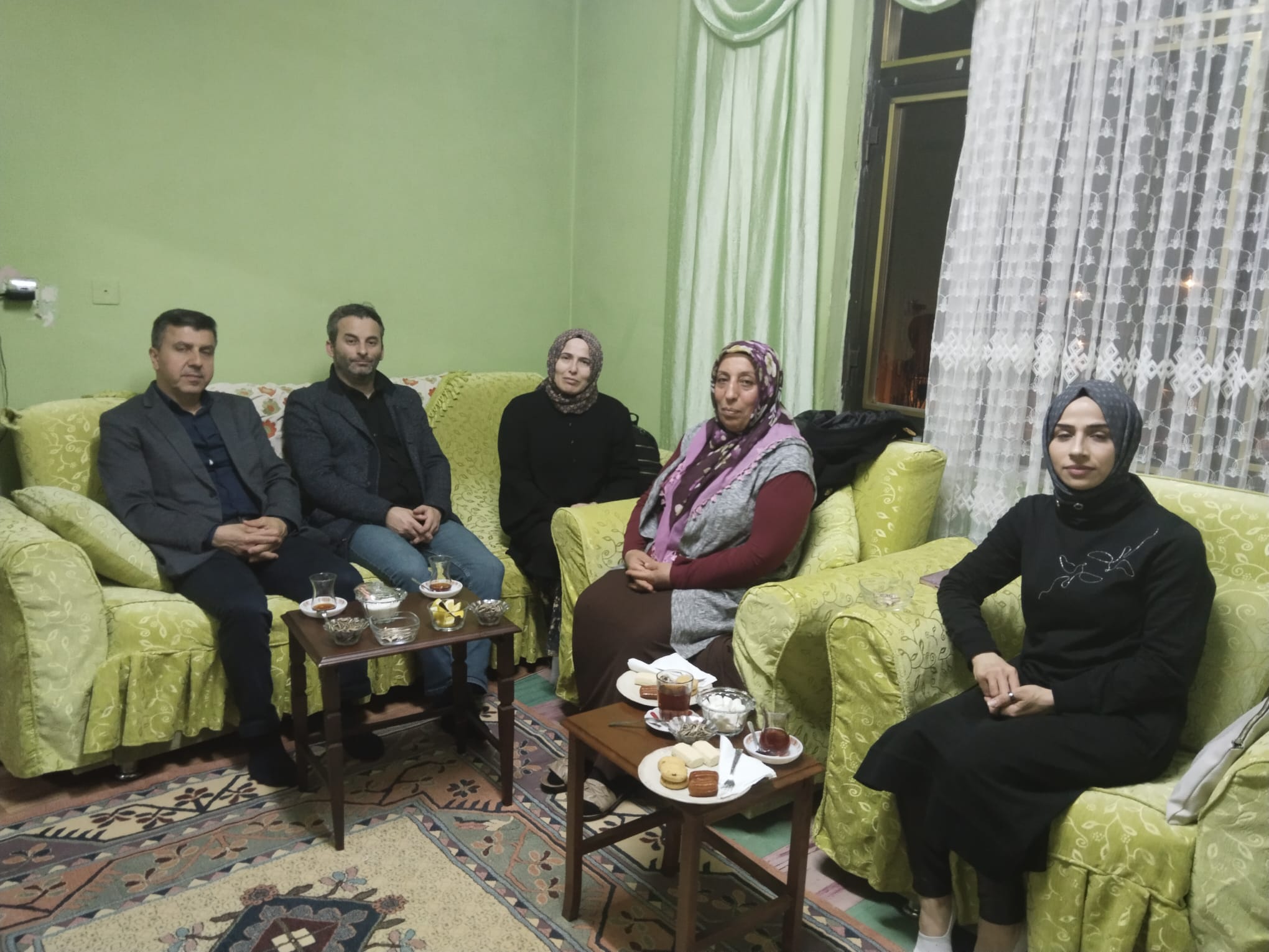 AK Parti Maltepe’den Gönül Seferberliği: Ramazan Bereketi Hanelere Misafir Oluyor