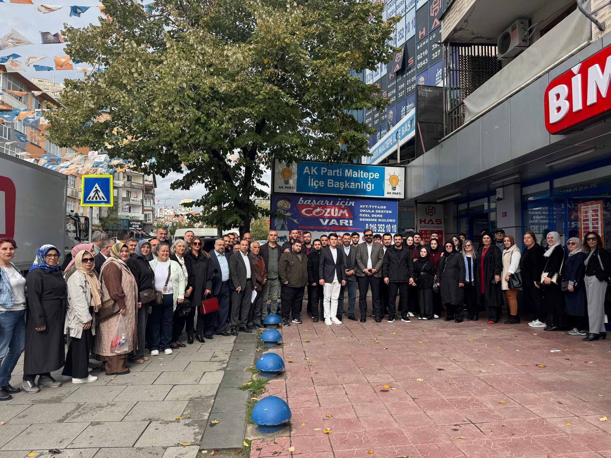 AK Parti Maltepe Teşkilatı olarak, “Türkiye Yüzyılı Buluşmaları” Kapanış Programı’na katılmak üzere yola çıktık.