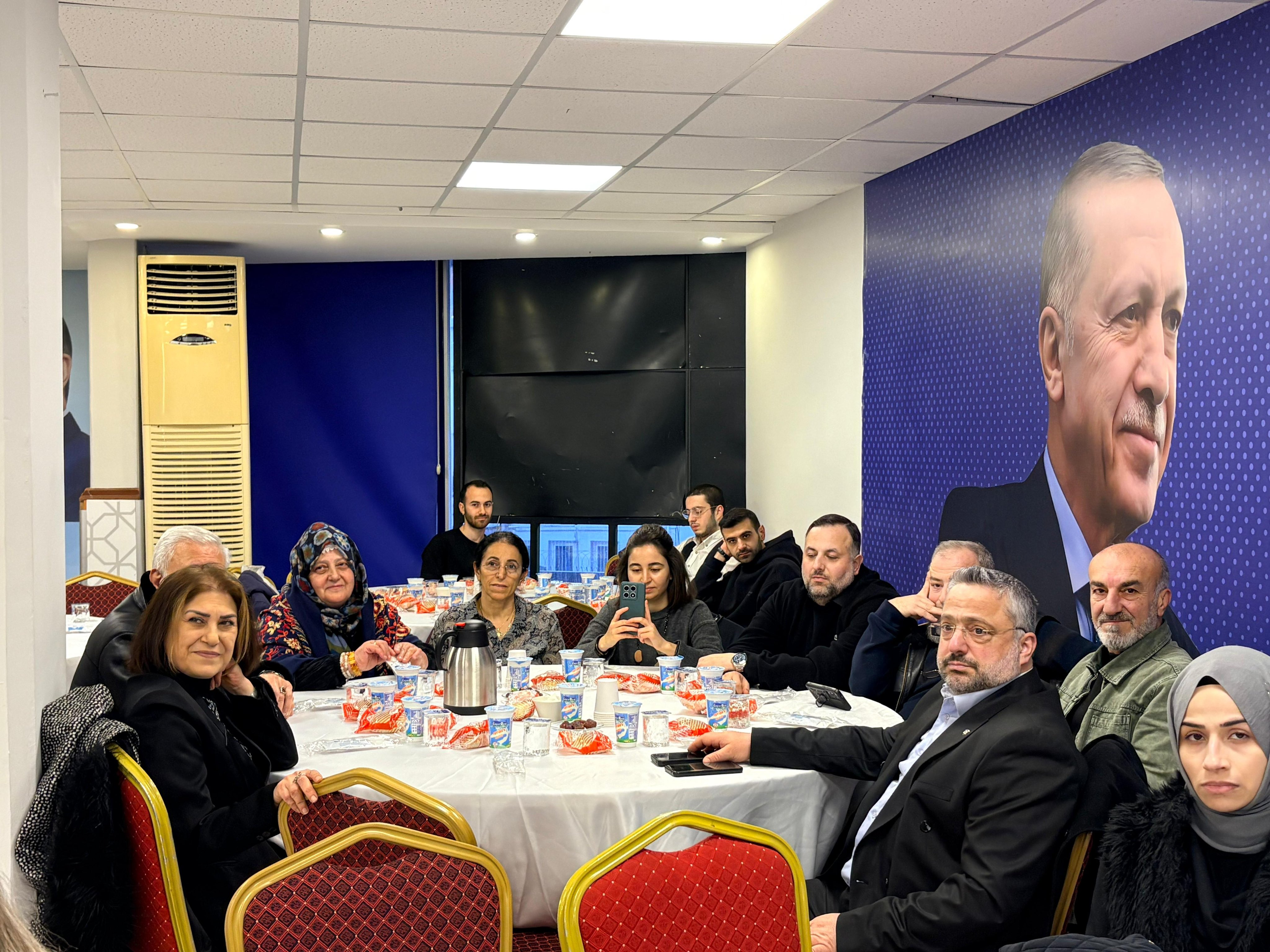 AK Parti Maltepe’de Gönül Sofraları: Üç Mahalle Tek Yürek